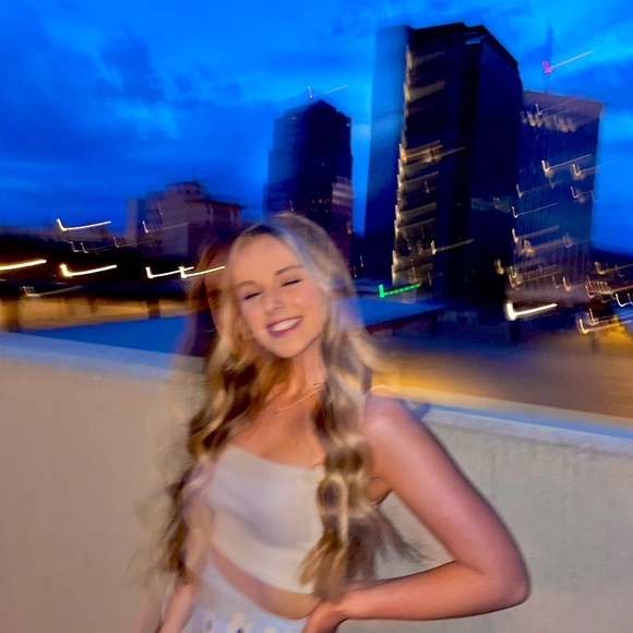 Meet your Posher, Sydney - Picture 1 of 1